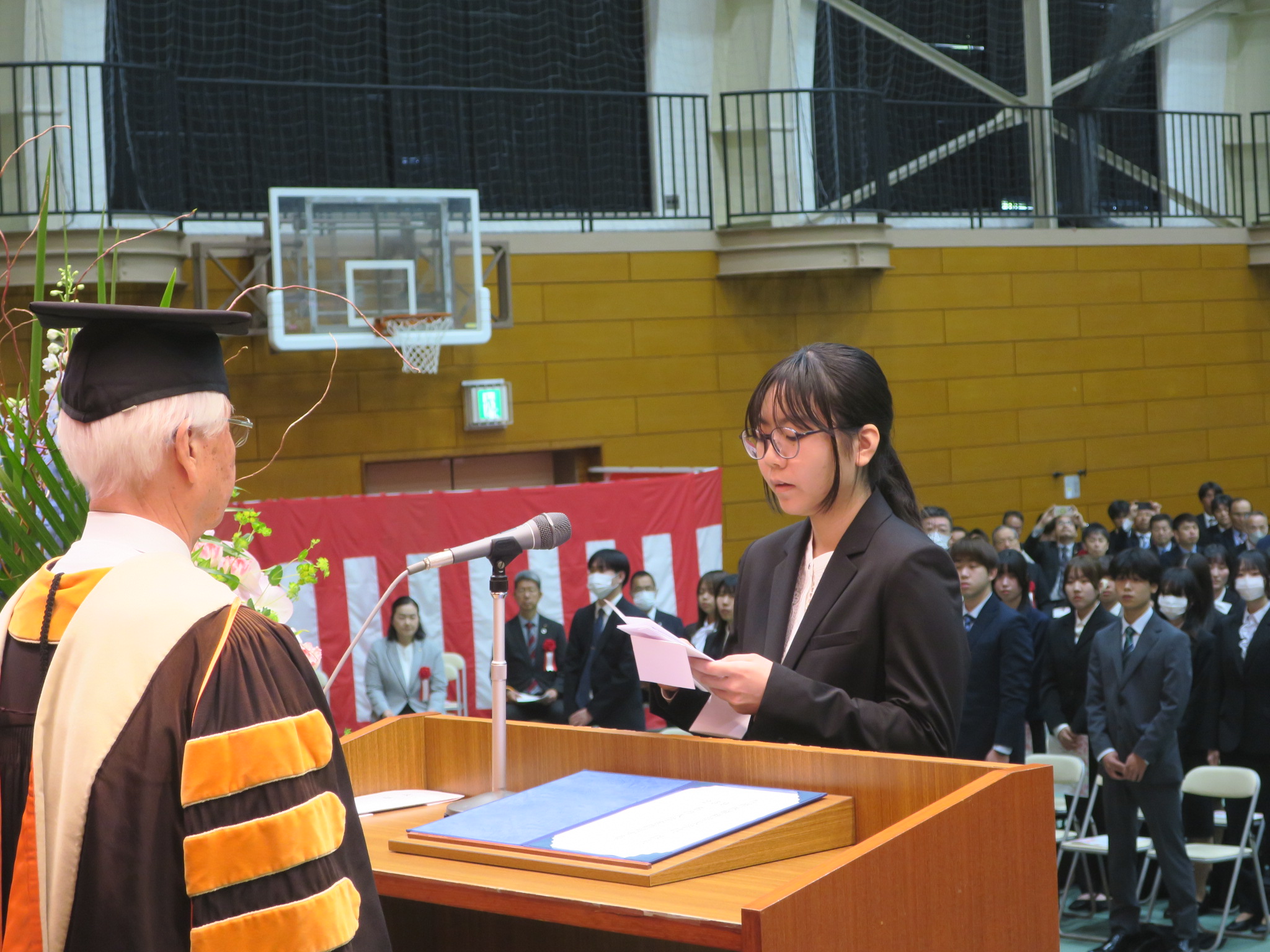 令和8年度 入学宣誓式を挙行しました。